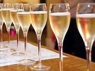 Clairette de Die festive.
