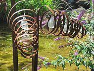 art floral au Jardin des Fontaines ptrifiantes