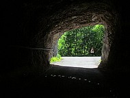 Ecouges, sortie de tunnel