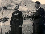 Malleval, l'Abb Pierre inaugure le gisant