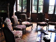 le grand salon aux bois peints