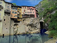 Pont en Royans, les maisons suspendues
