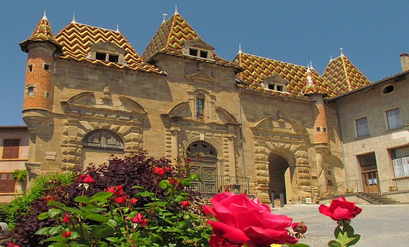 St Antoine l'Abbaye, un voyage dans le temps.
