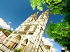 S'inspire du pur style des cathdrales du moyen ge.